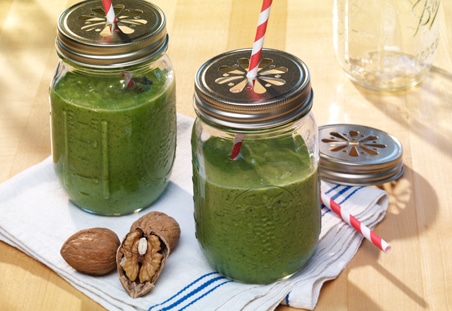 Creamy Green Walnut Shake