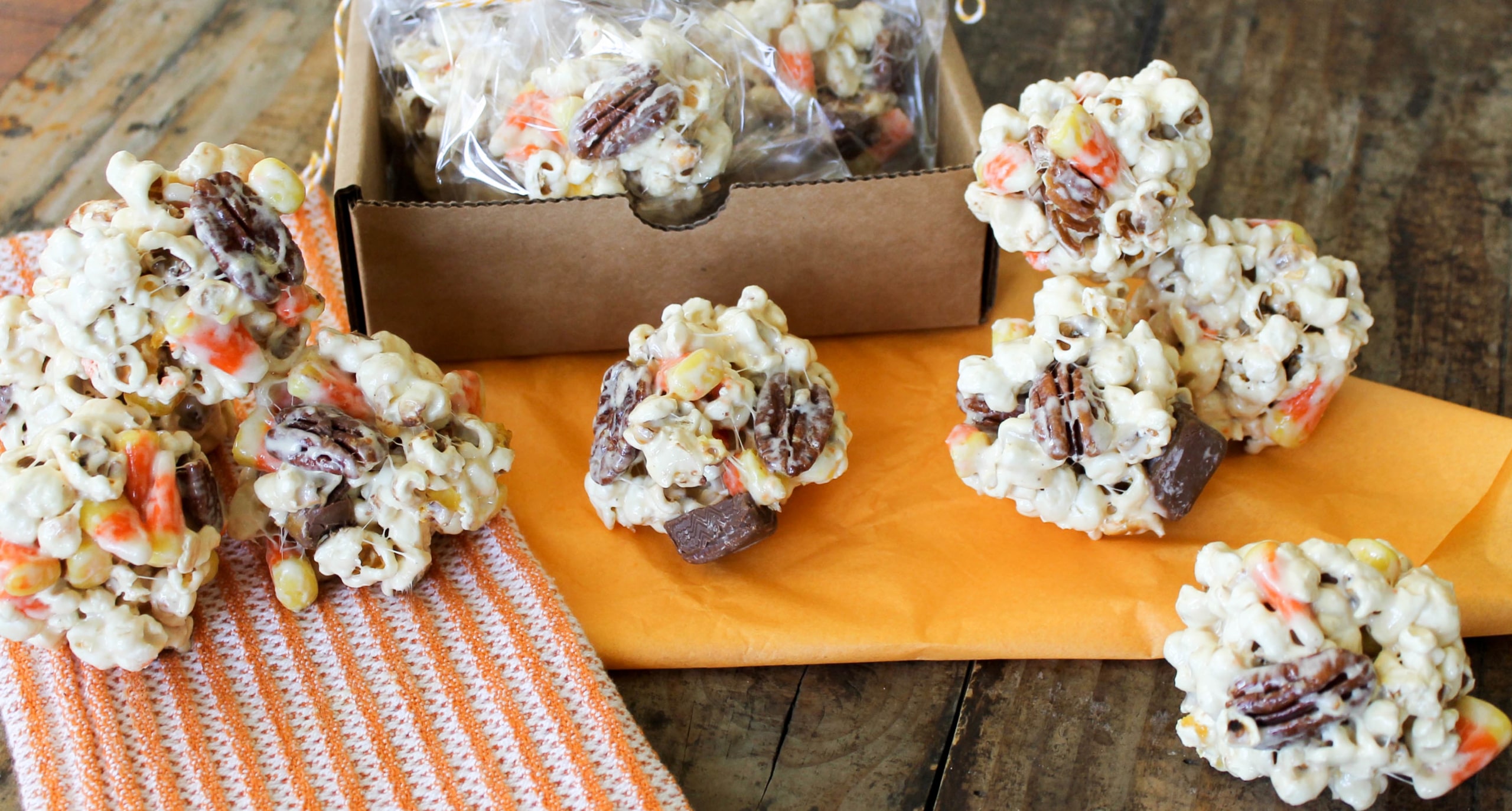 halloween-popcorn-balls