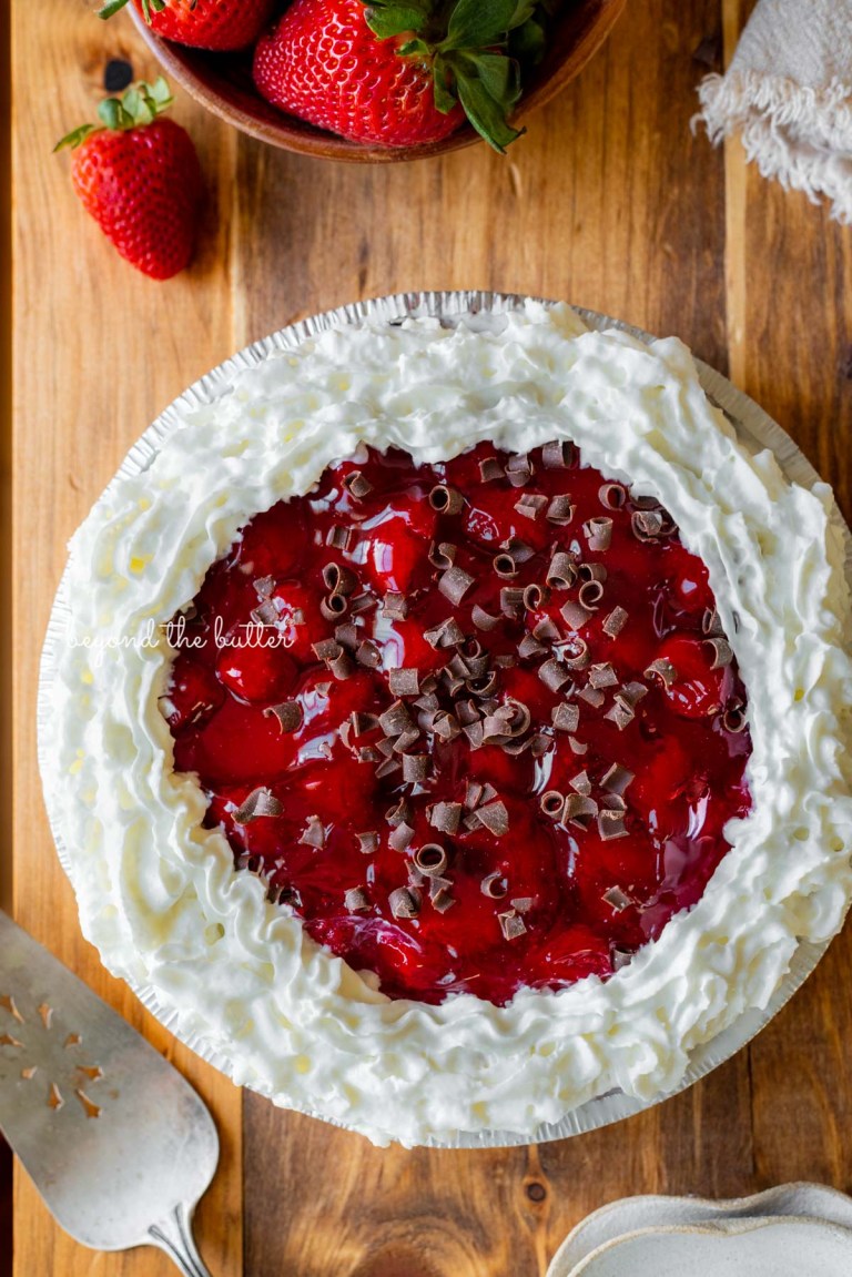 No-Bake Strawberry Chocolate Pie