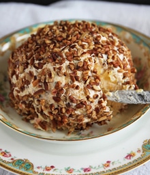 Stephie Cooks' Pineapple Ball with a slice taken out.