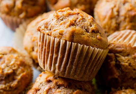 Whole Wheat Apple Cinnamon Muffins