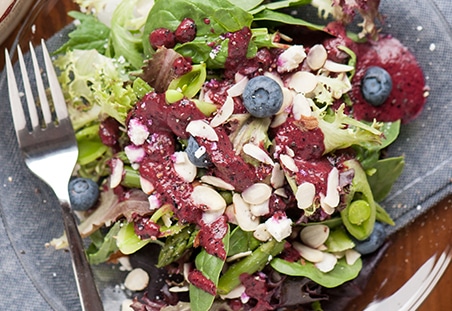Blueberry Vinaigrette Summer Salad