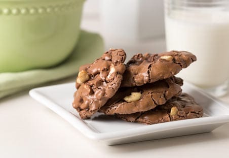 Chewy Flourless Chocolate Cookies with Cashews