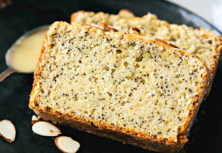 Healthy Greek Yogurt Lemon Poppyseed Bread