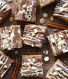 White Chocolate Macadamia Nut Snickerdoodle Bars.