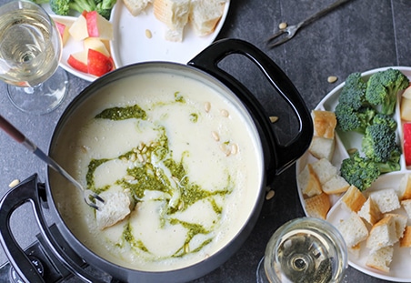 Pesto Cheese Fondue